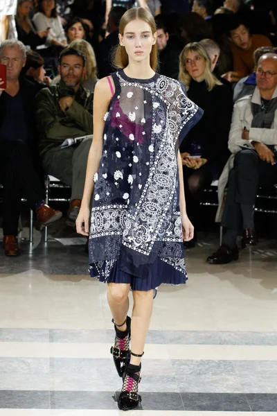 Look 13